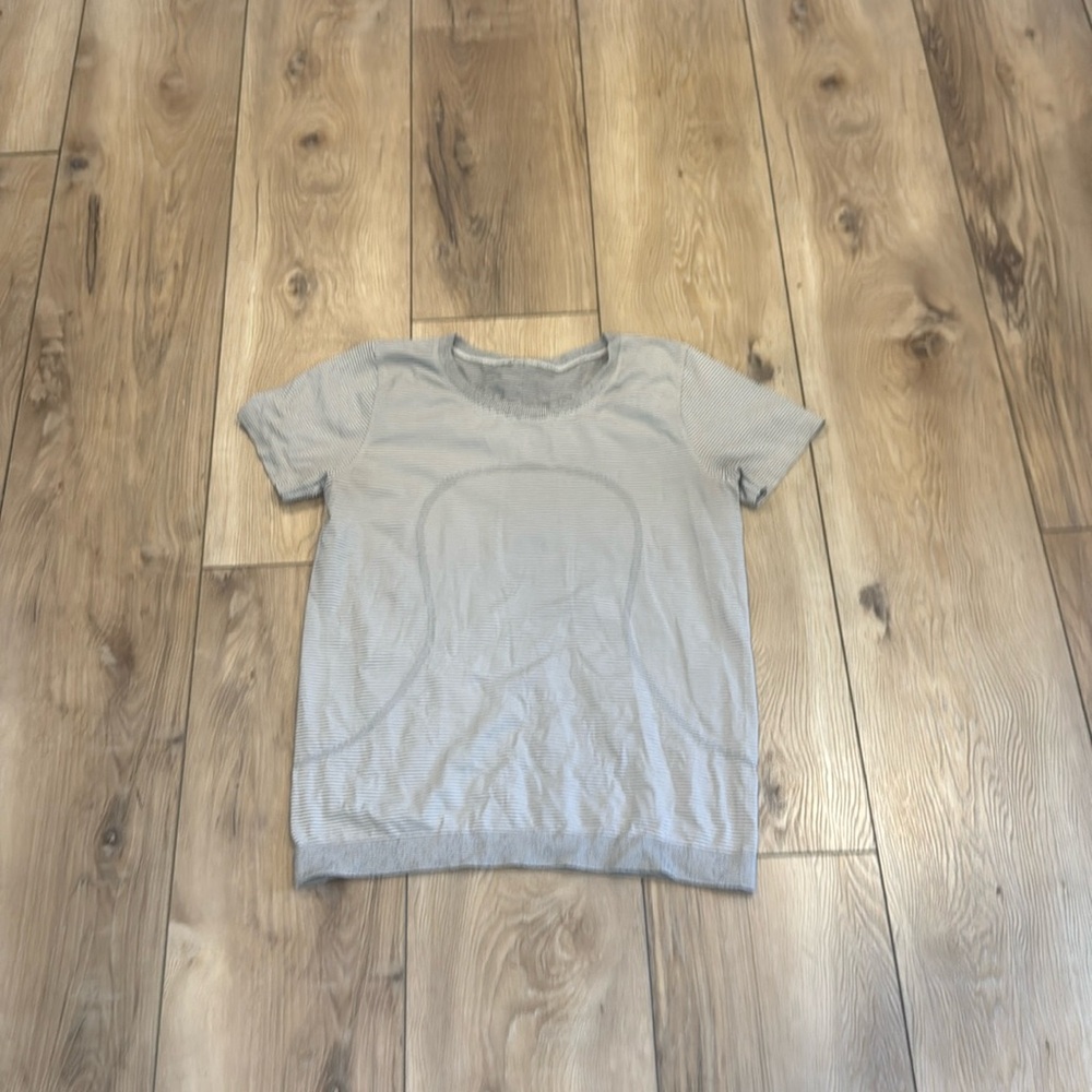 Lululemon swiftly tech SS, 8